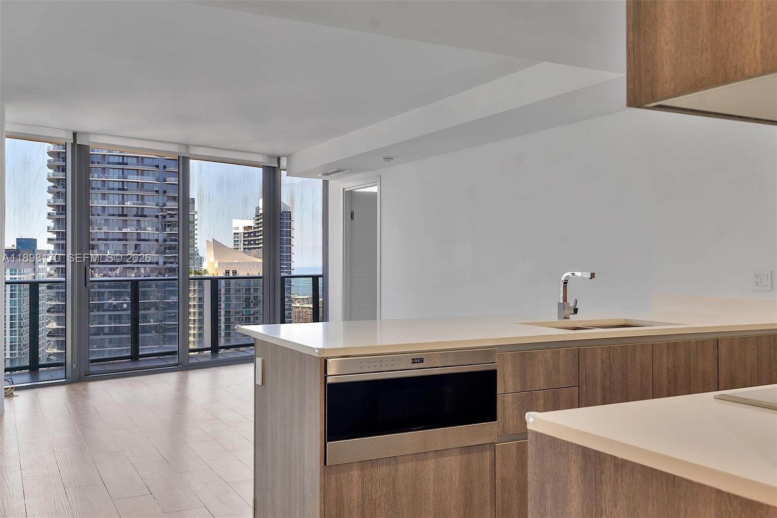 801 S Miami Ave #4404, Miami FL 33130