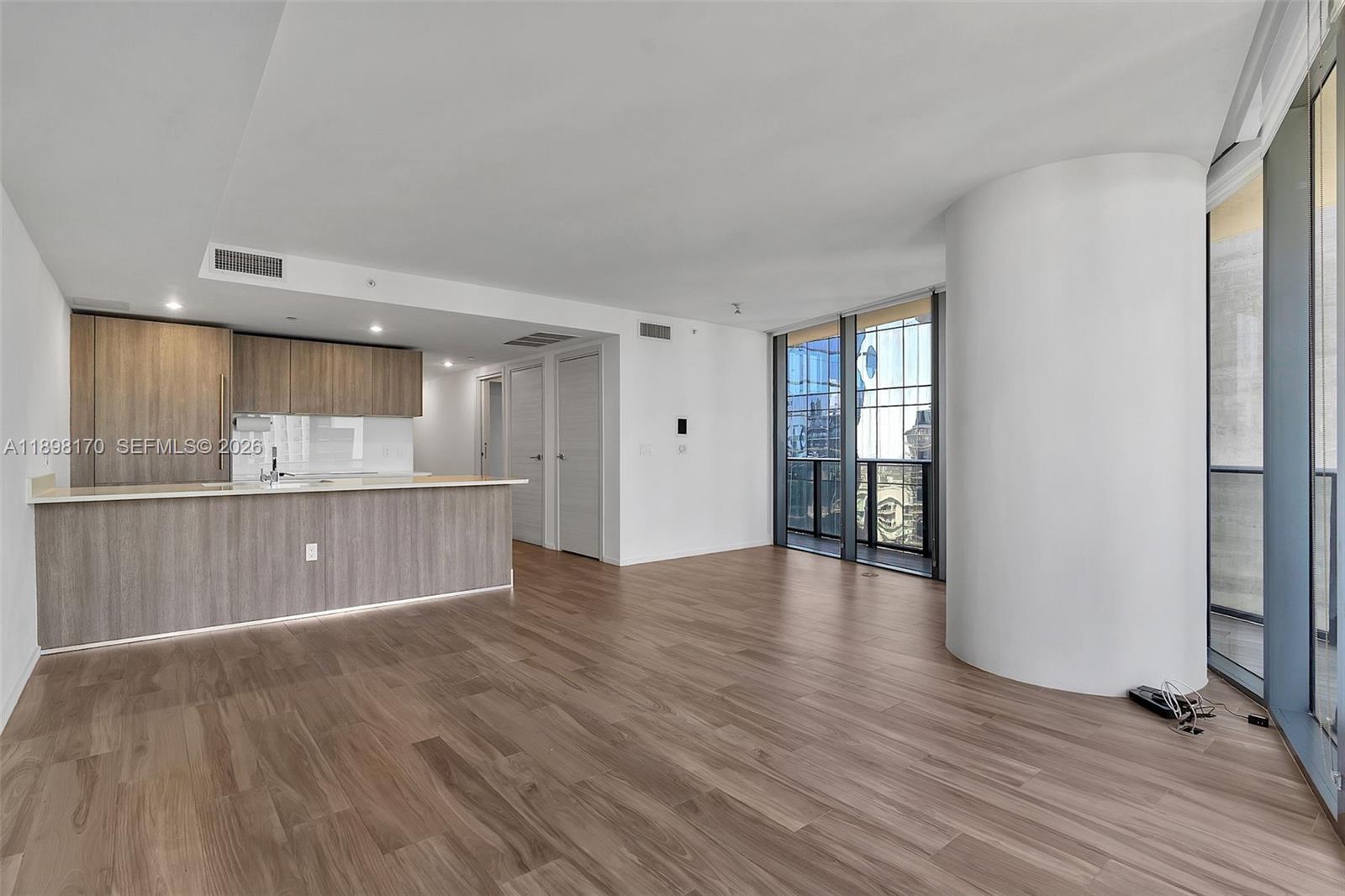 801 S Miami Ave #4404, Miami FL 33130