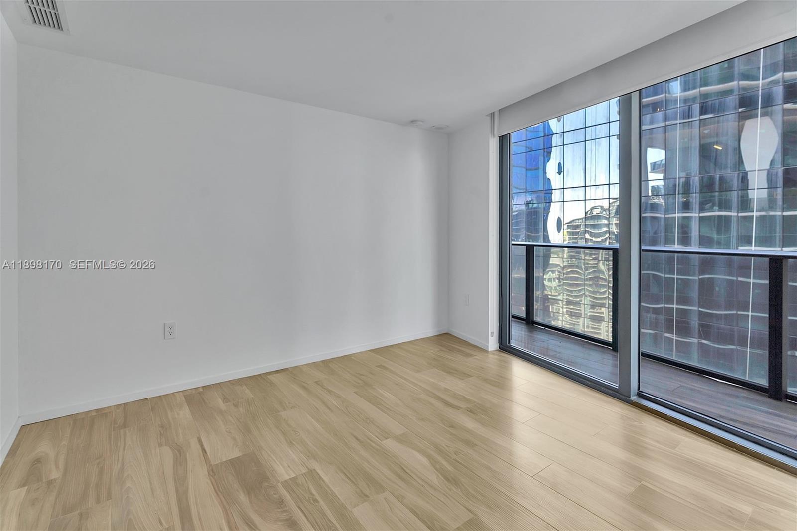 801 S Miami Ave #4404, Miami FL 33130