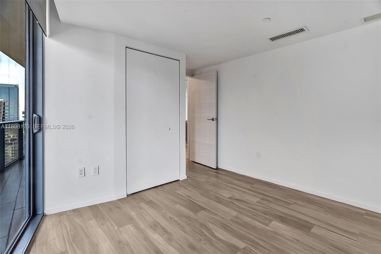 801 S Miami Ave #4404, Miami FL 33130