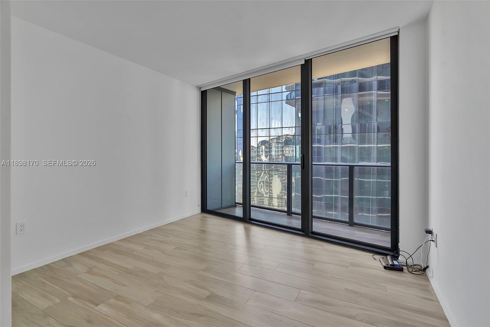 801 S Miami Ave #4404, Miami FL 33130