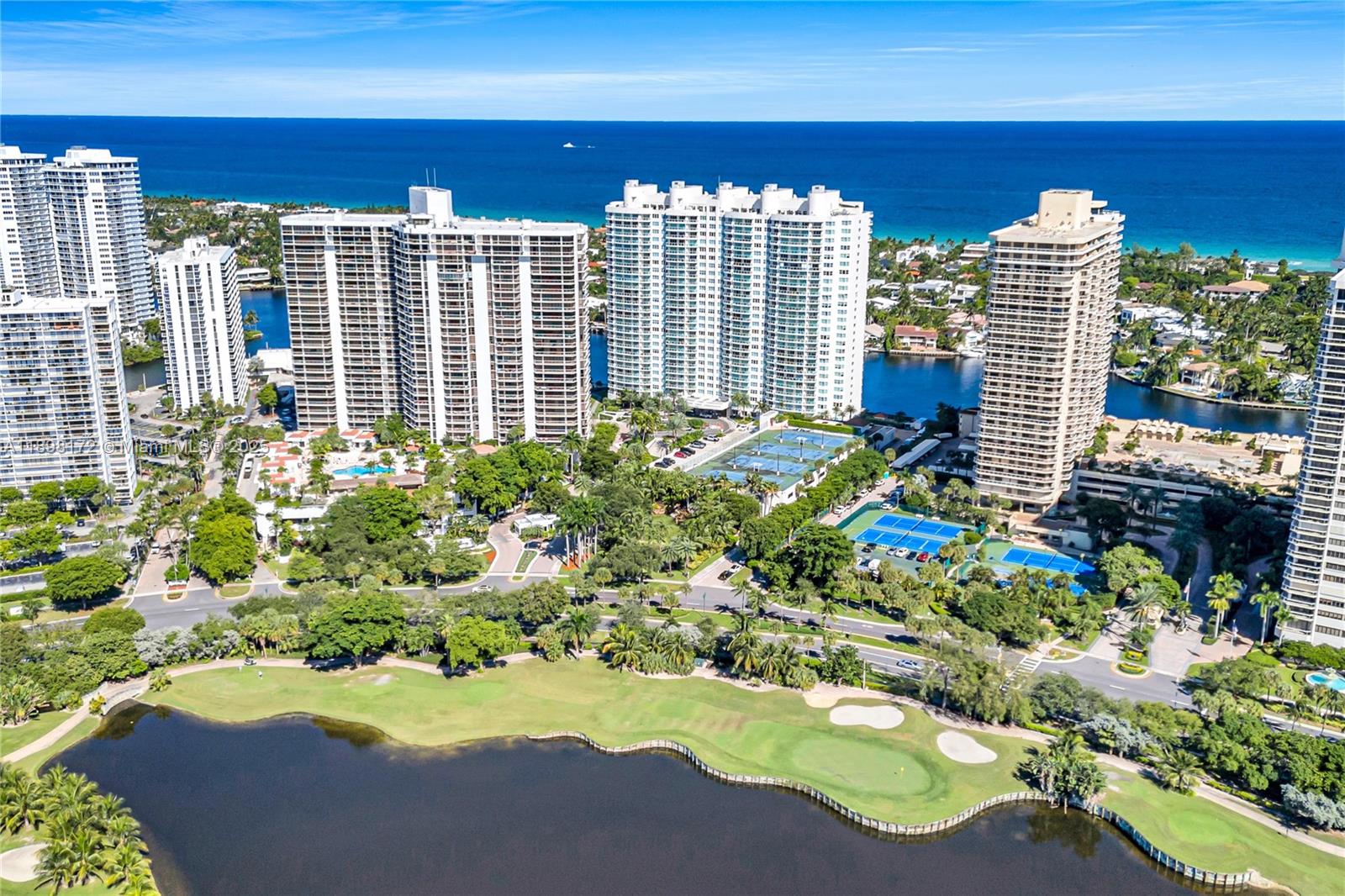 20201 E Country Club Dr #1907, Aventura FL 33180