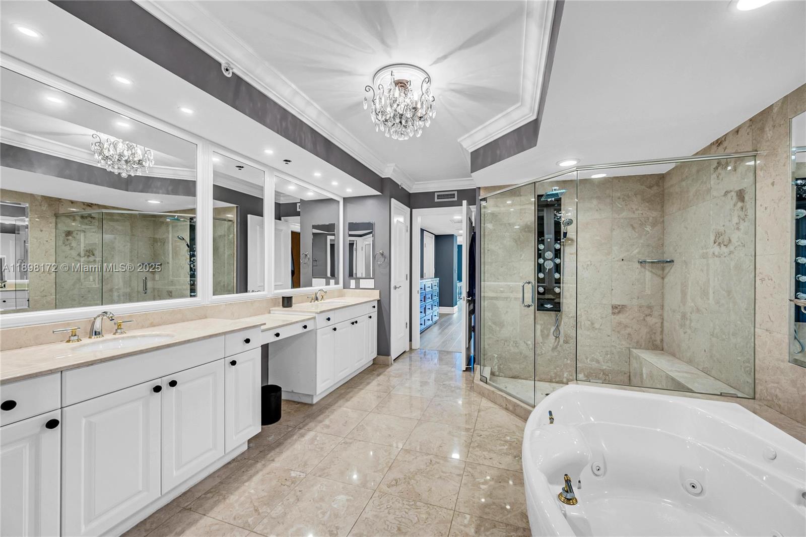 20201 E Country Club Dr #1907, Aventura FL 33180