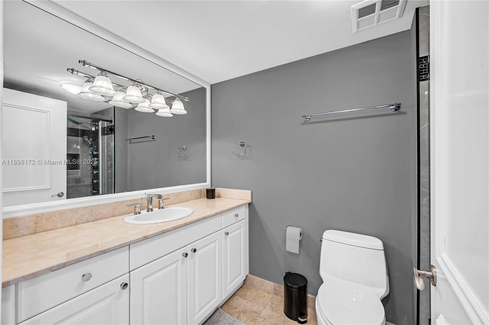 20201 E Country Club Dr #1907, Aventura FL 33180