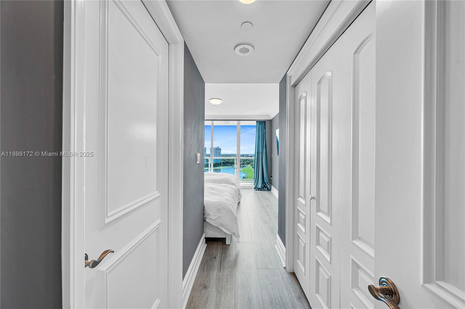 20201 E Country Club Dr #1907, Aventura FL 33180