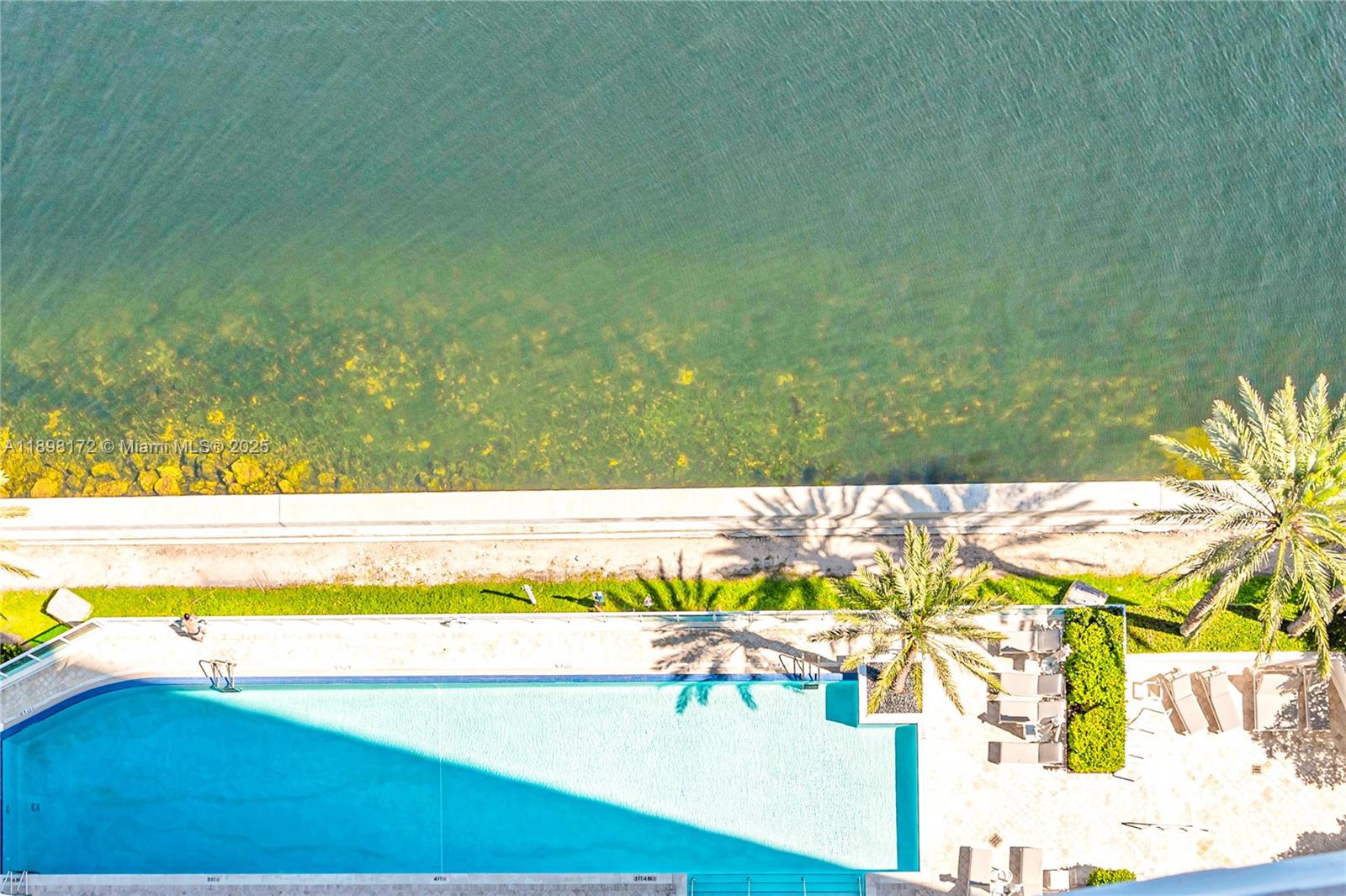 20201 E Country Club Dr #1907, Aventura FL 33180