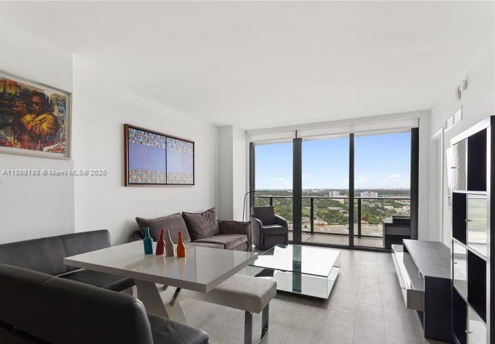 121 NE 34th St #1812, Miami FL 33137