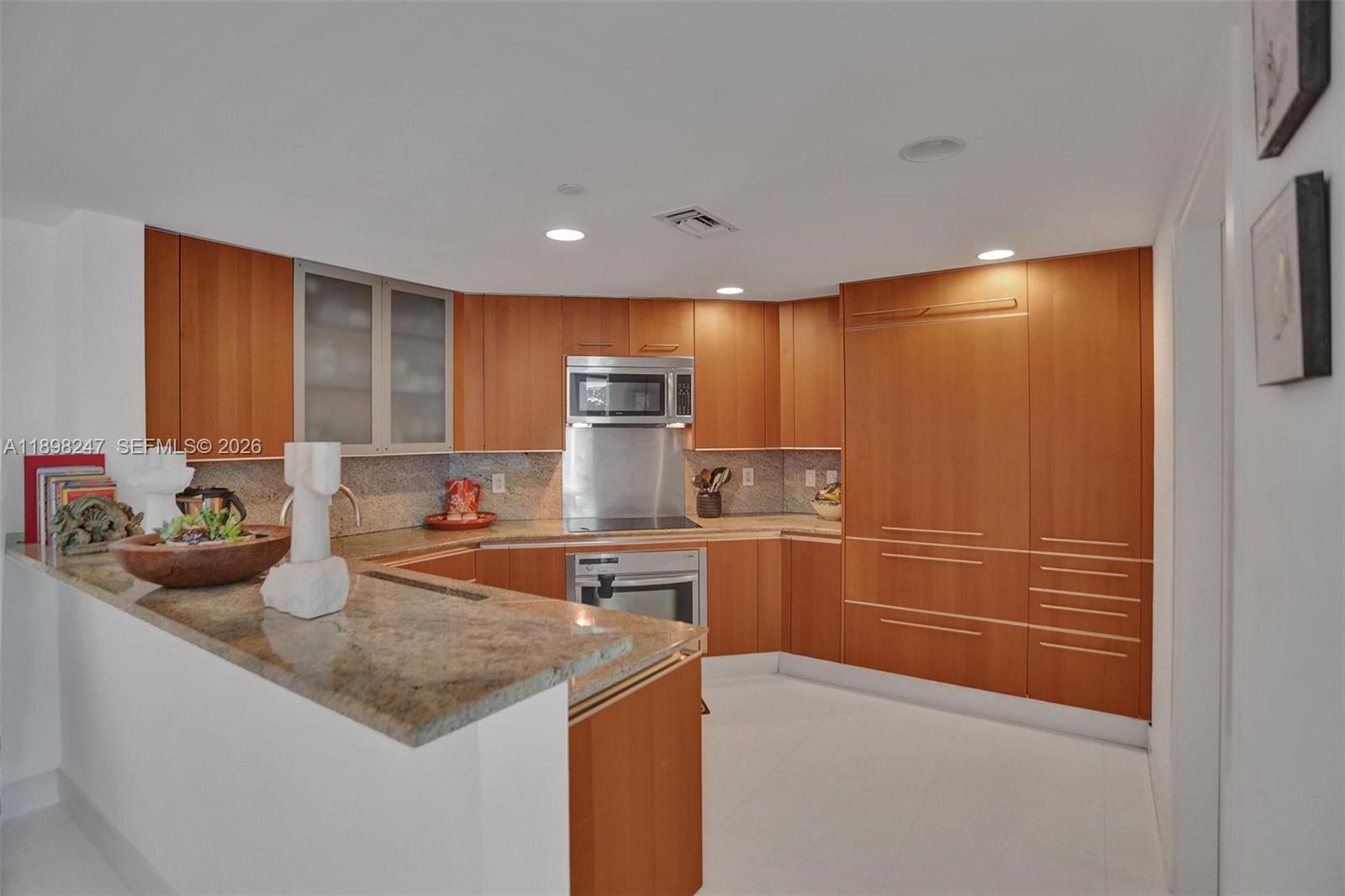 2627 S Bayshore Dr #506, Coconut Grove FL 33133