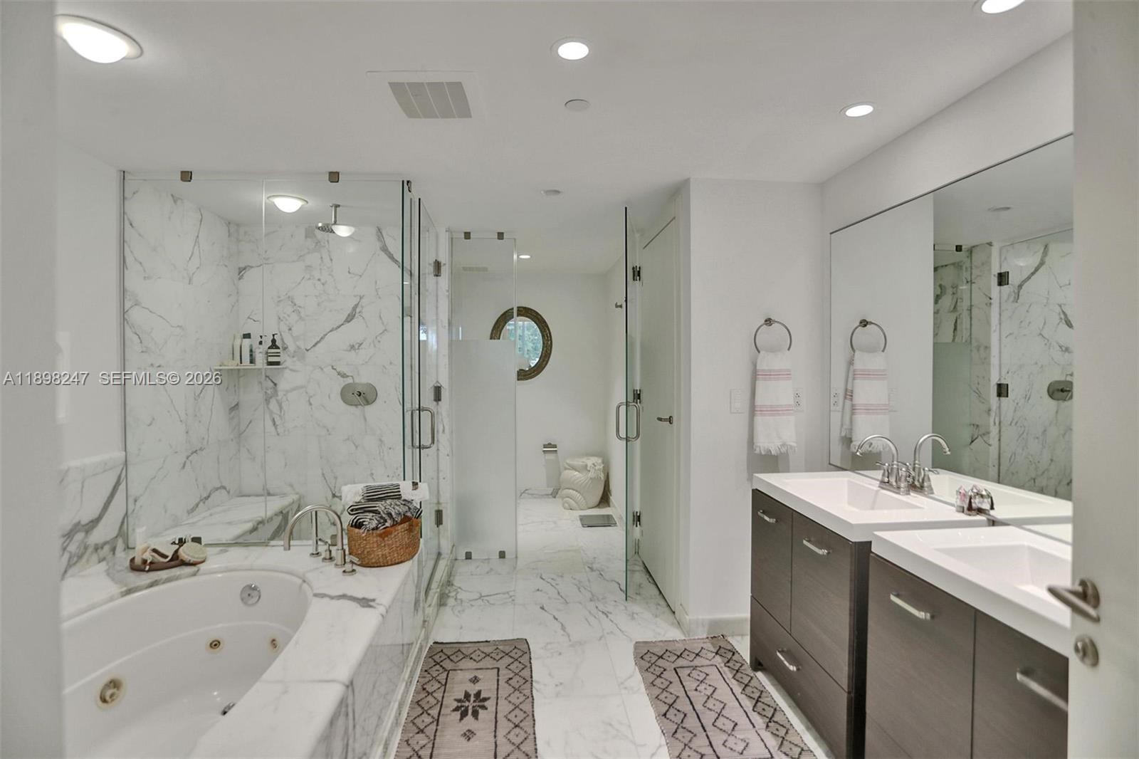 2627 S Bayshore Dr #506, Coconut Grove FL 33133
