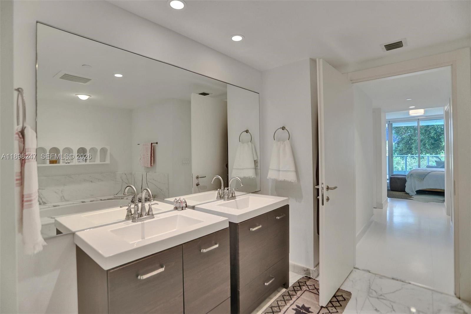 2627 S Bayshore Dr #506, Coconut Grove FL 33133