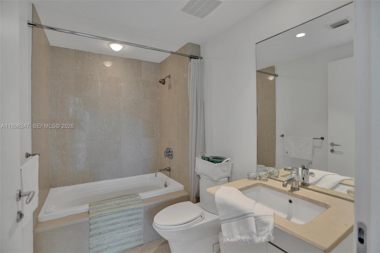 2627 S Bayshore Dr #506, Coconut Grove FL 33133