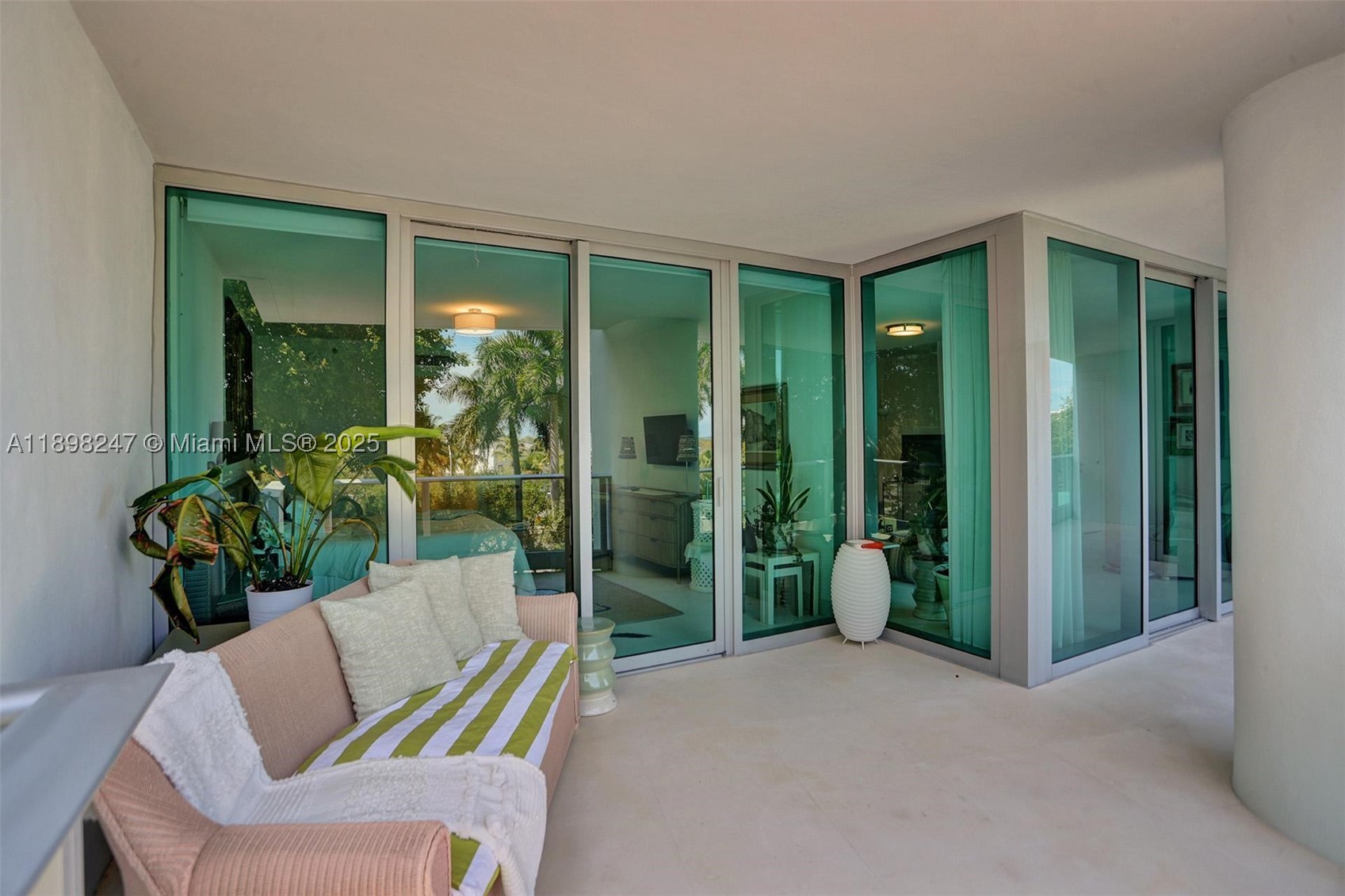 2627 S Bayshore Dr #506, Coconut Grove FL 33133