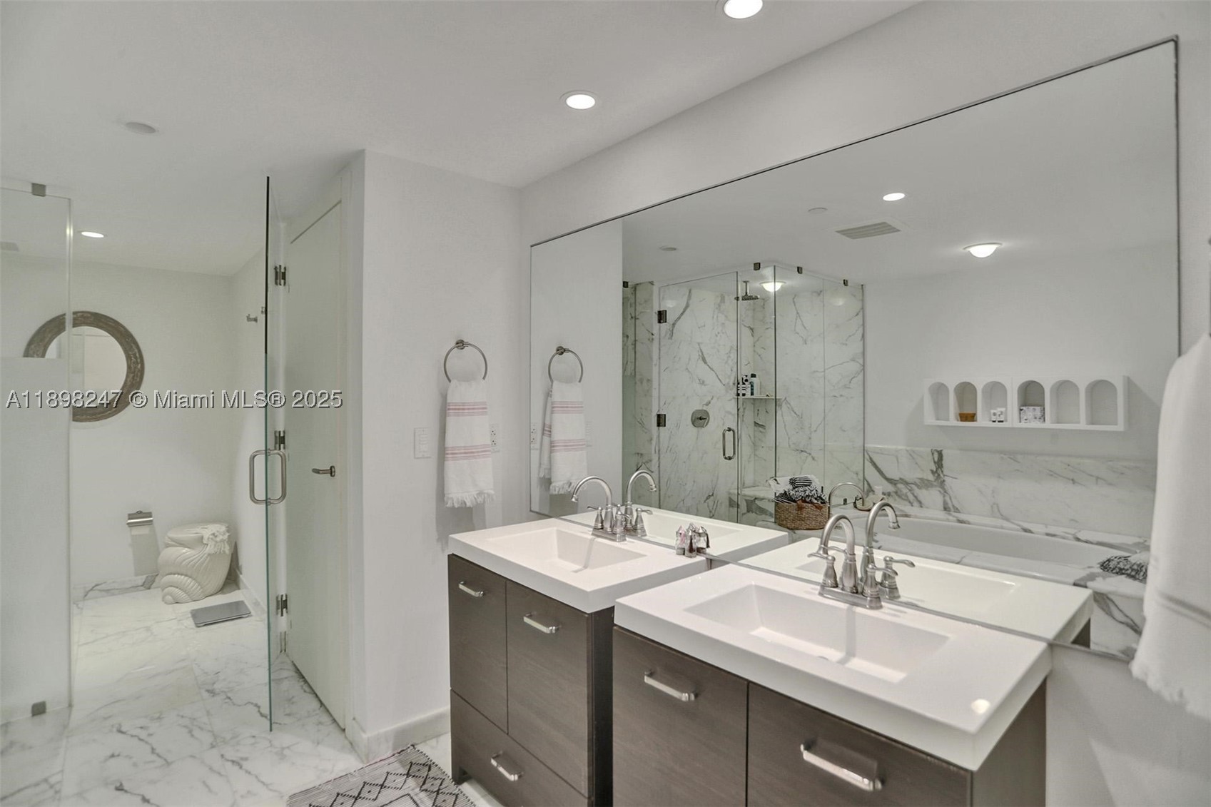 2627 S Bayshore Dr #506, Coconut Grove FL 33133