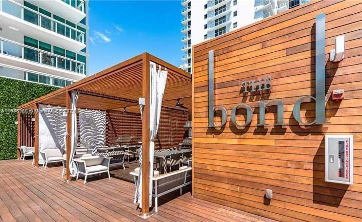 1080 Brickell Ave #1506, Miami FL 33131