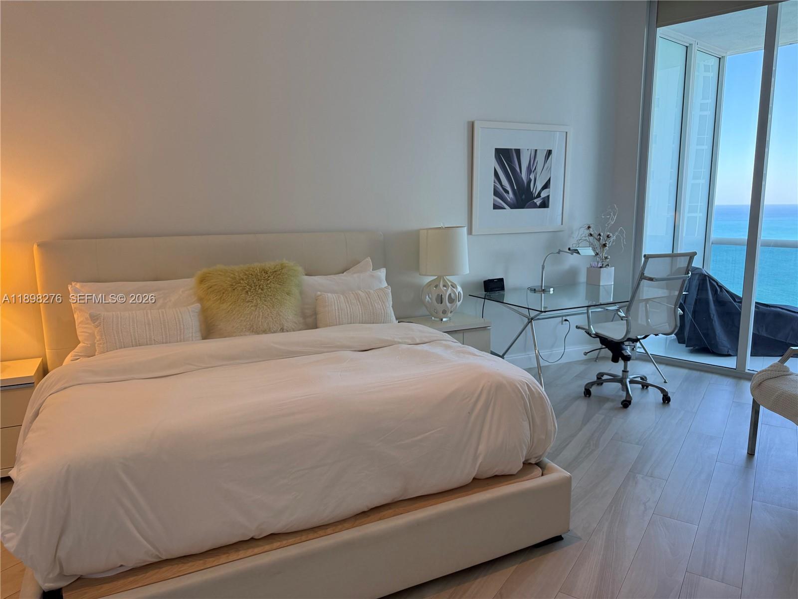 15901 Collins Ave #3907, Sunny Isles Beach FL 33160