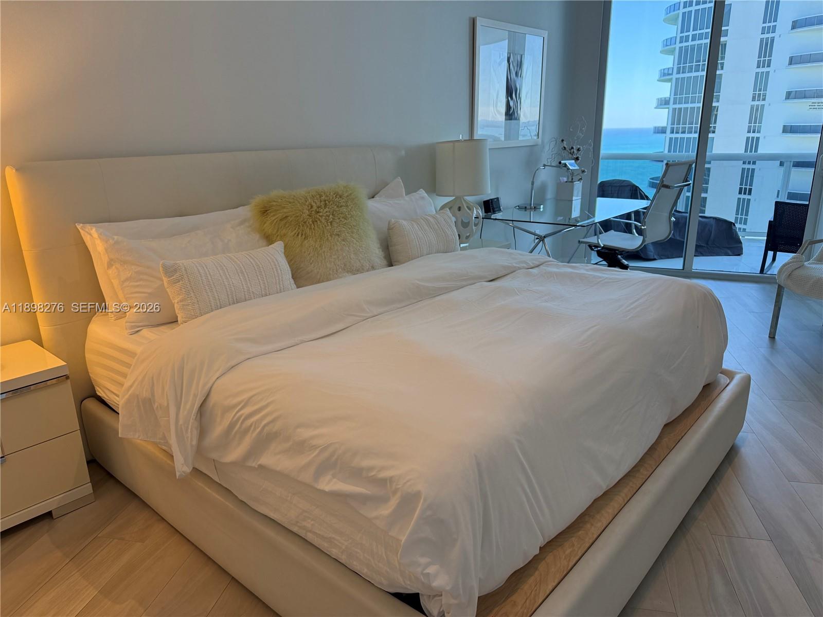 15901 Collins Ave #3907, Sunny Isles Beach FL 33160