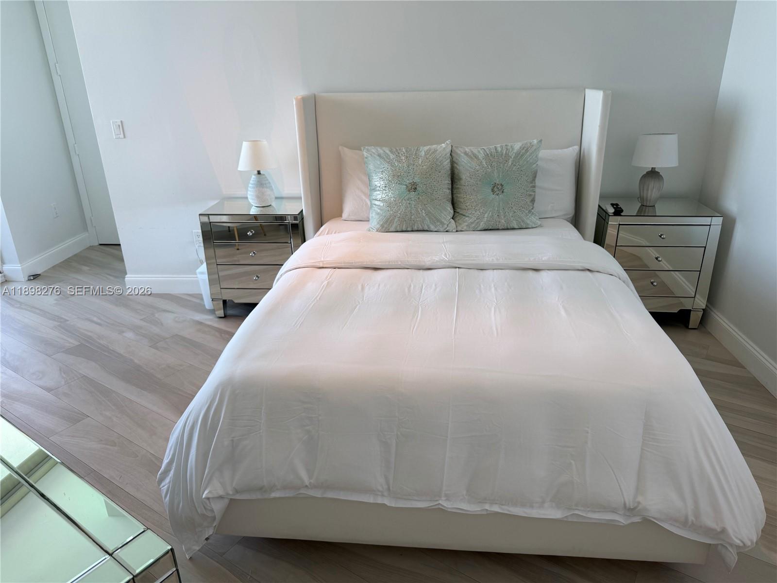 15901 Collins Ave #3907, Sunny Isles Beach FL 33160