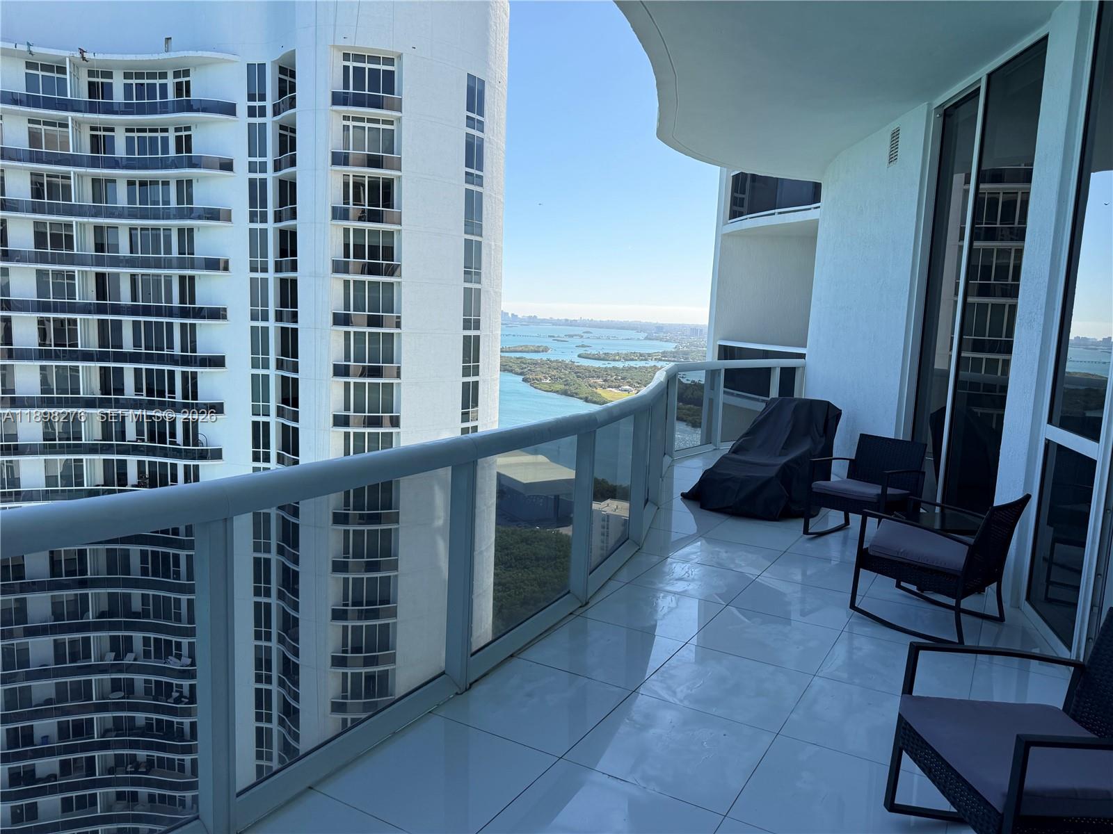 15901 Collins Ave #3907, Sunny Isles Beach FL 33160
