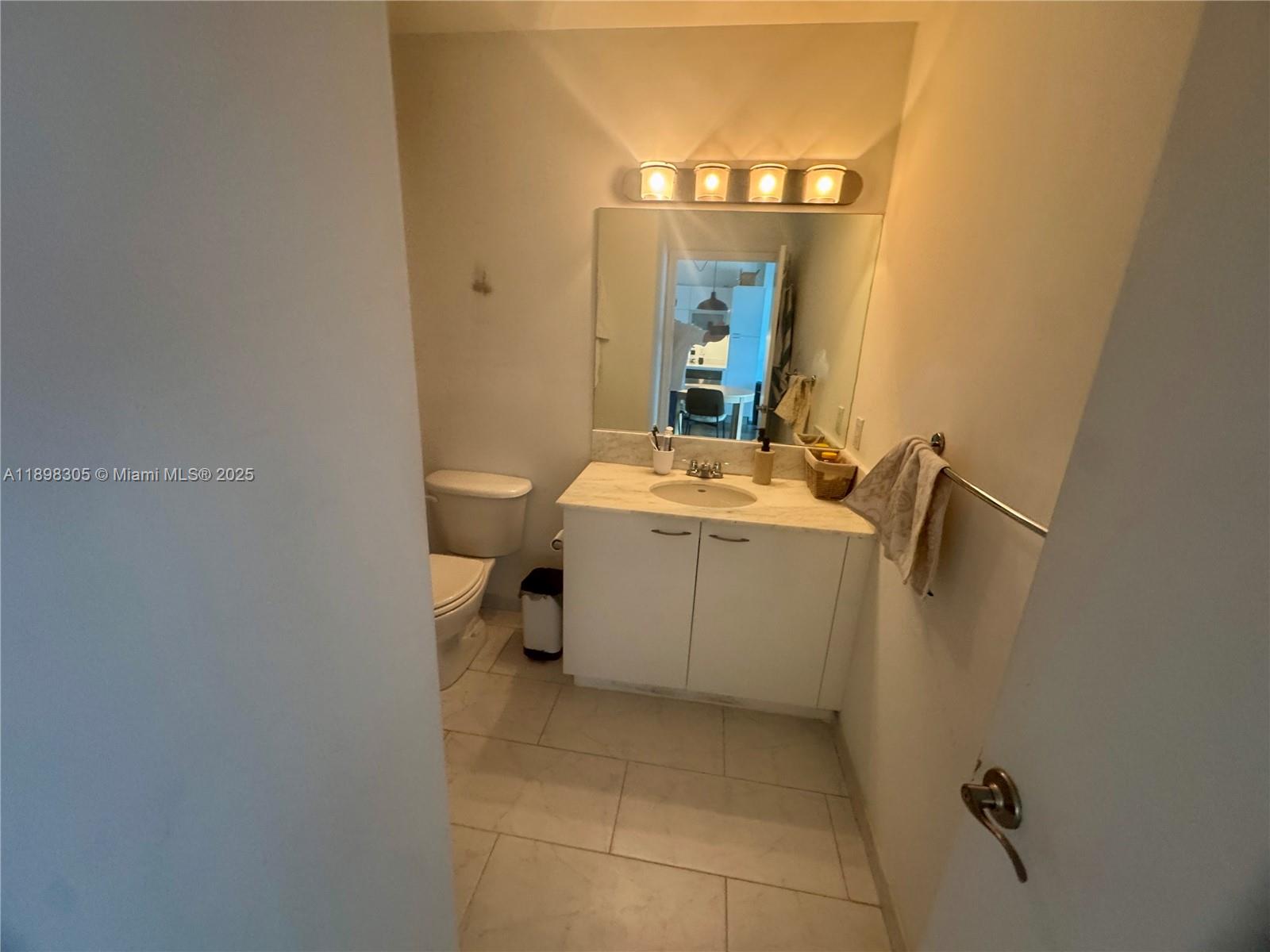 133 NE 2nd Ave #1605, Miami FL 33132