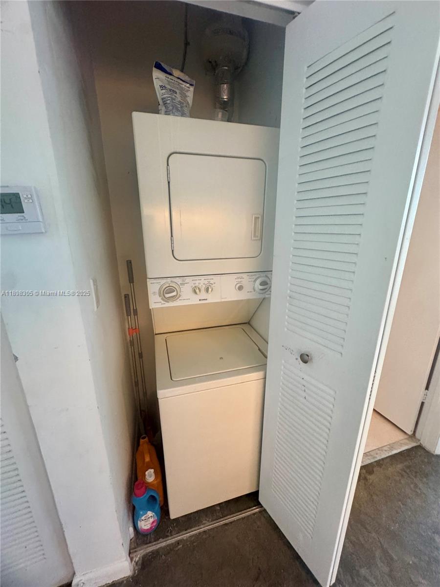 133 NE 2nd Ave #1605, Miami FL 33132