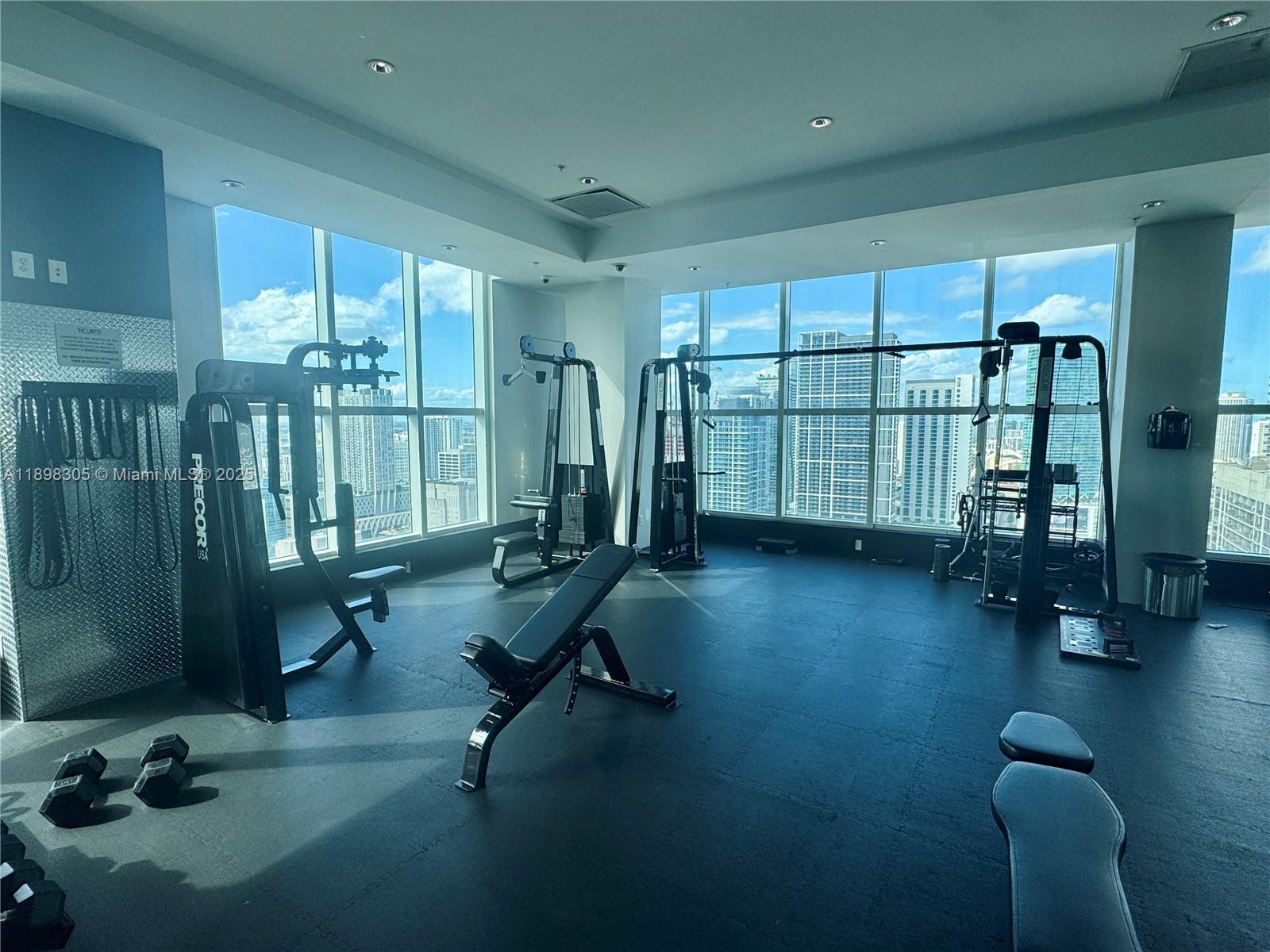 133 NE 2nd Ave #1605, Miami FL 33132