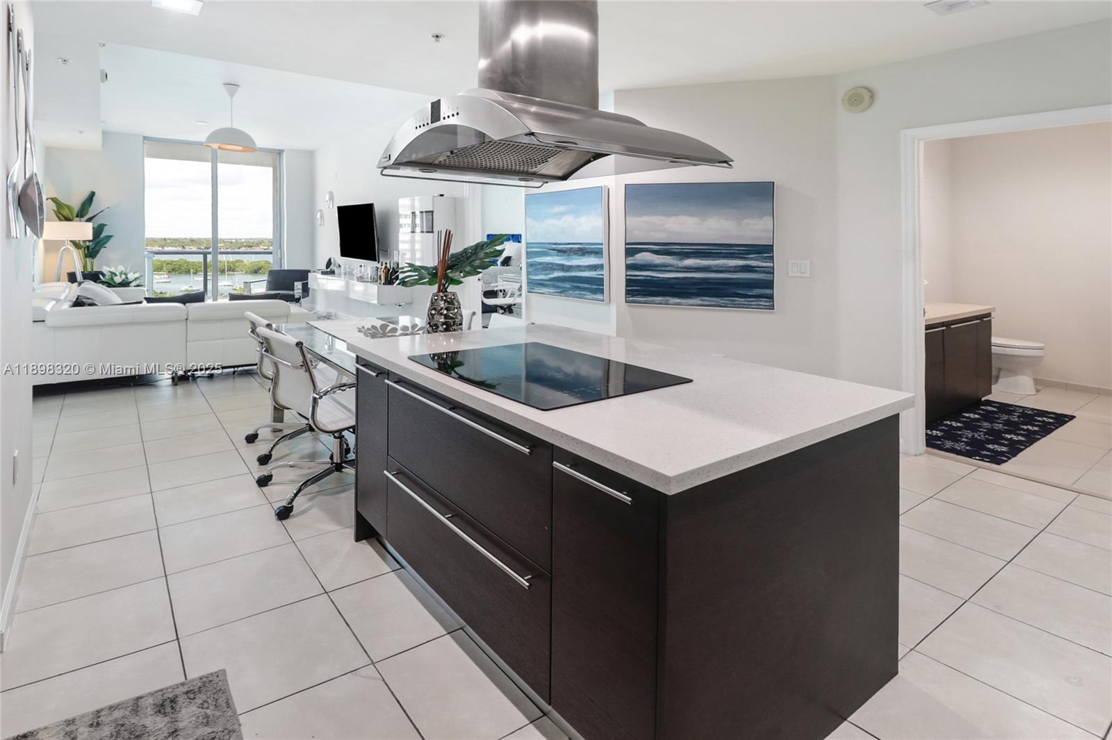 7928 East Drive East Dr #1002, North Bay Village FL 33141