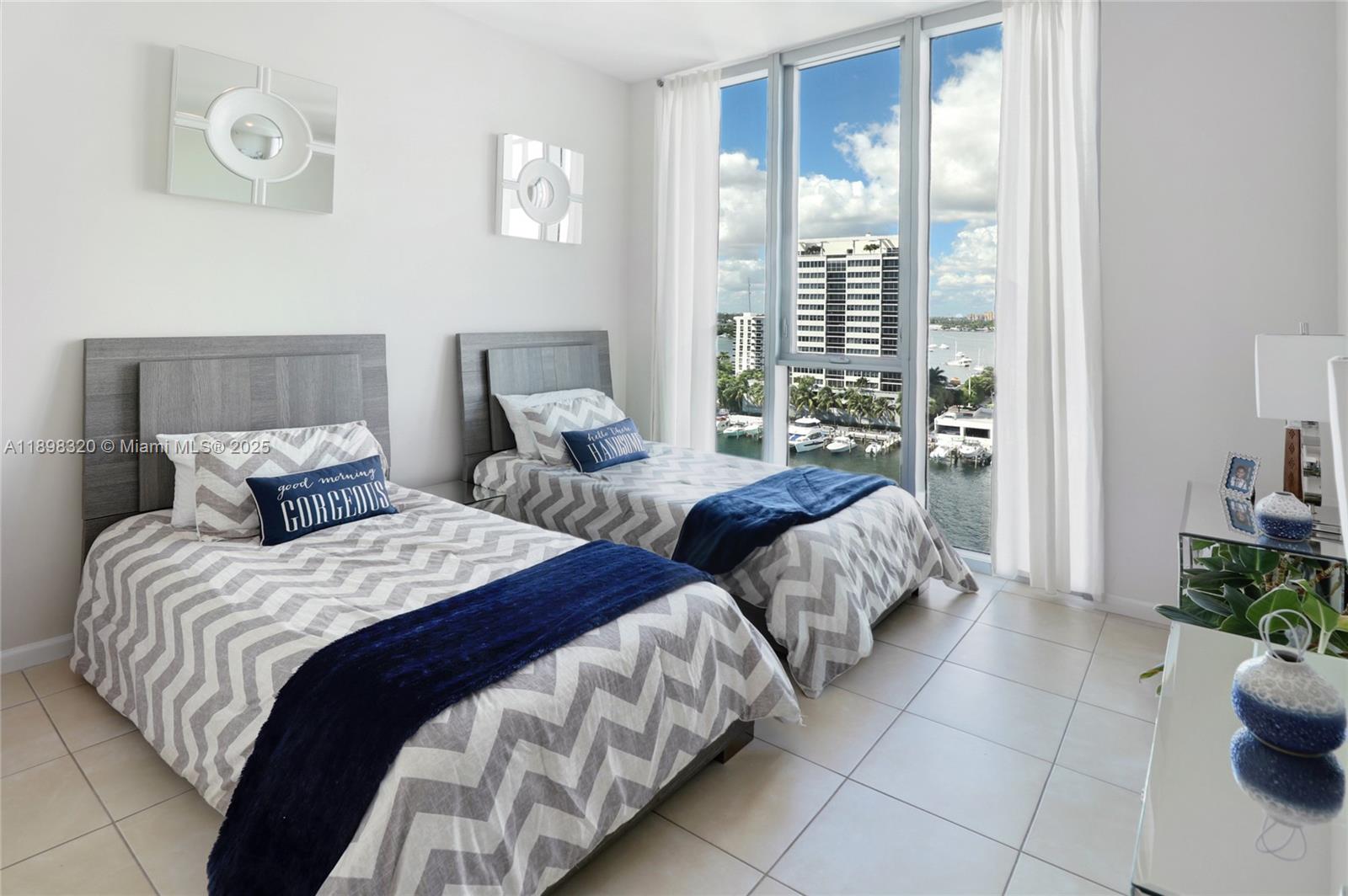 7928 East Drive East Dr #1002, North Bay Village FL 33141