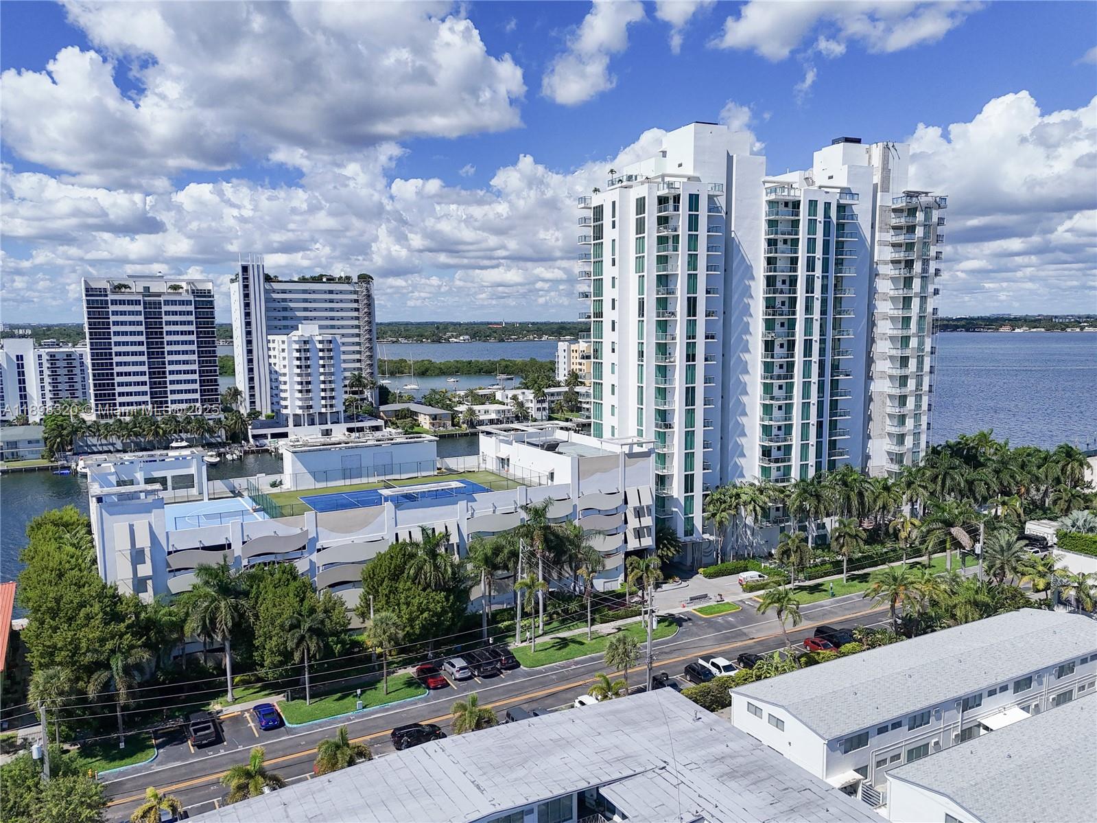 7928 East Drive East Dr #1002, North Bay Village FL 33141