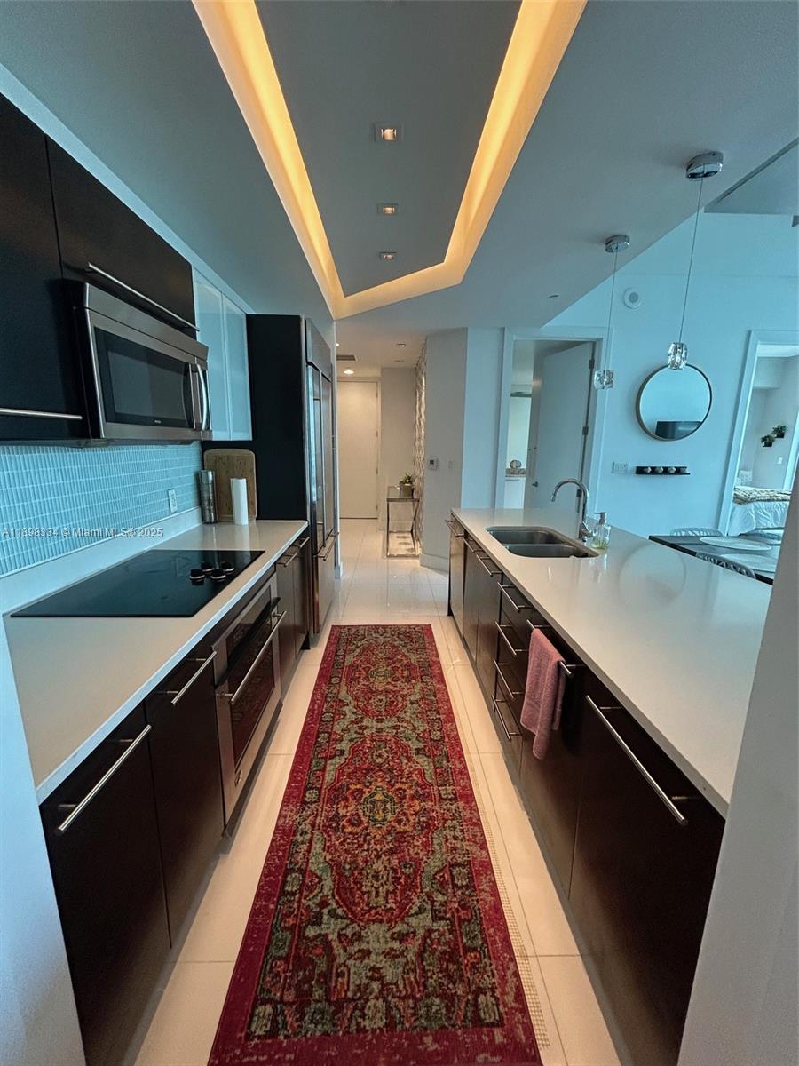 500 Brickell Ave #4105, Miami FL 33131