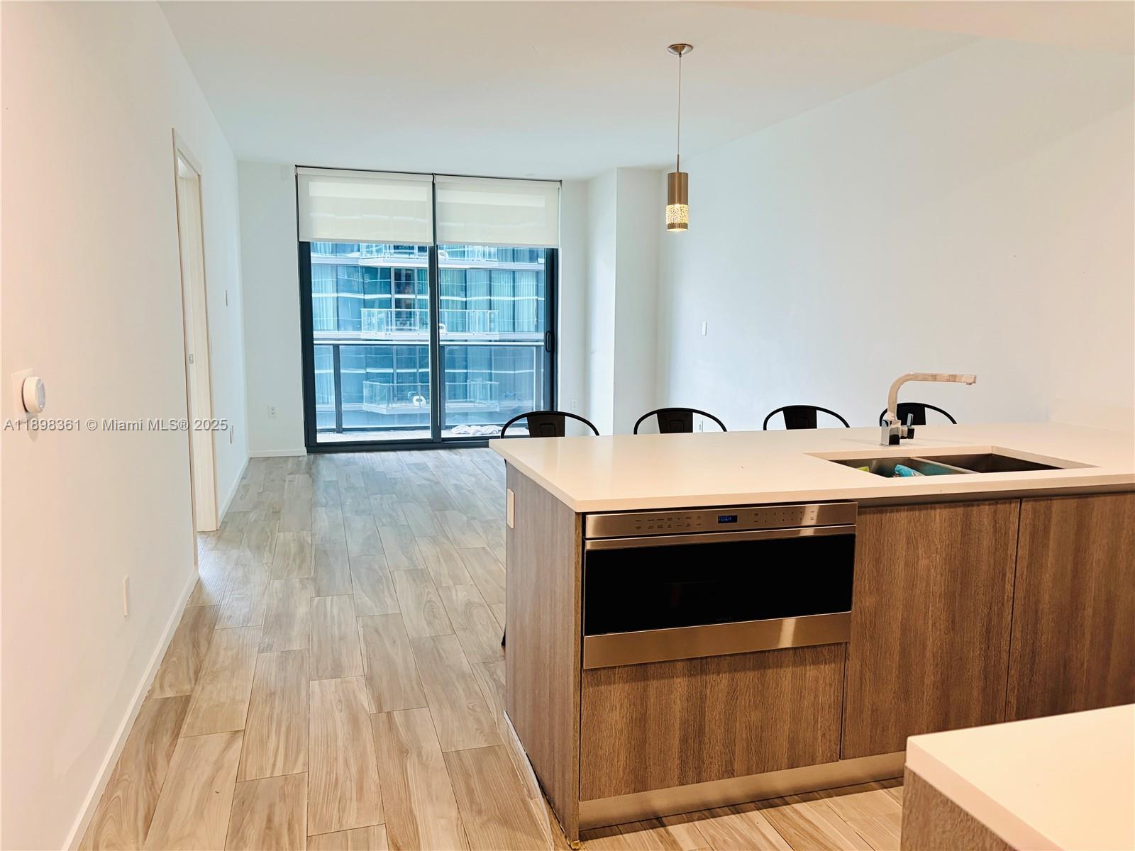 801 S Miami Ave #2208, Miami FL 33130