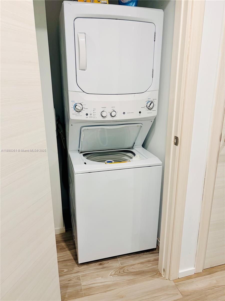 801 S Miami Ave #2208, Miami FL 33130