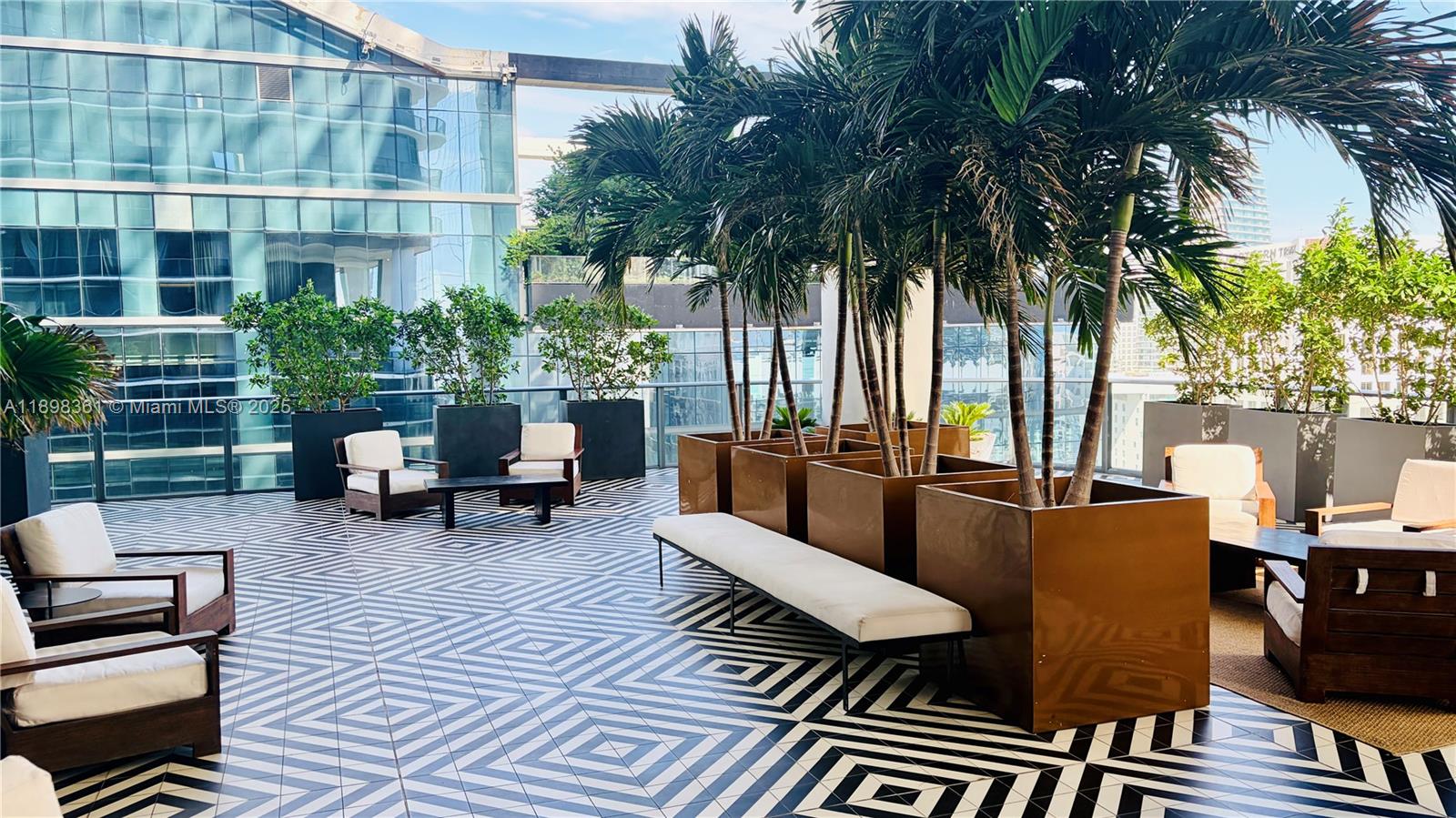 801 S Miami Ave #2208, Miami FL 33130