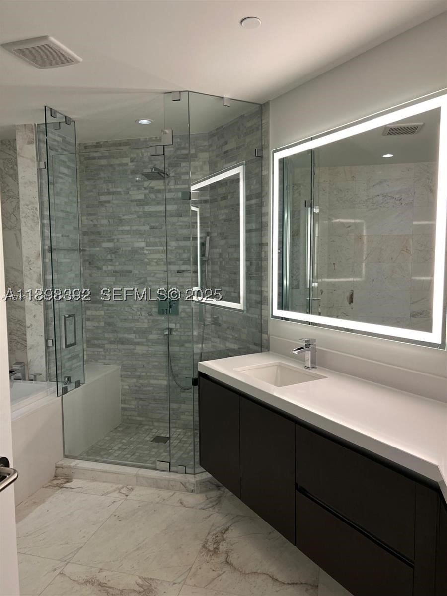 851 NE 1st Ave #4107, Miami FL 33132