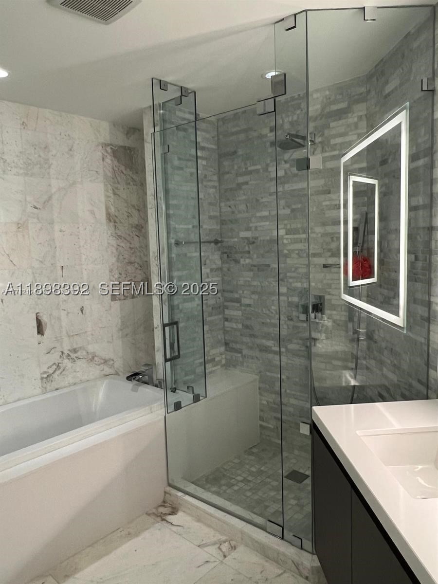 851 NE 1st Ave #4107, Miami FL 33132