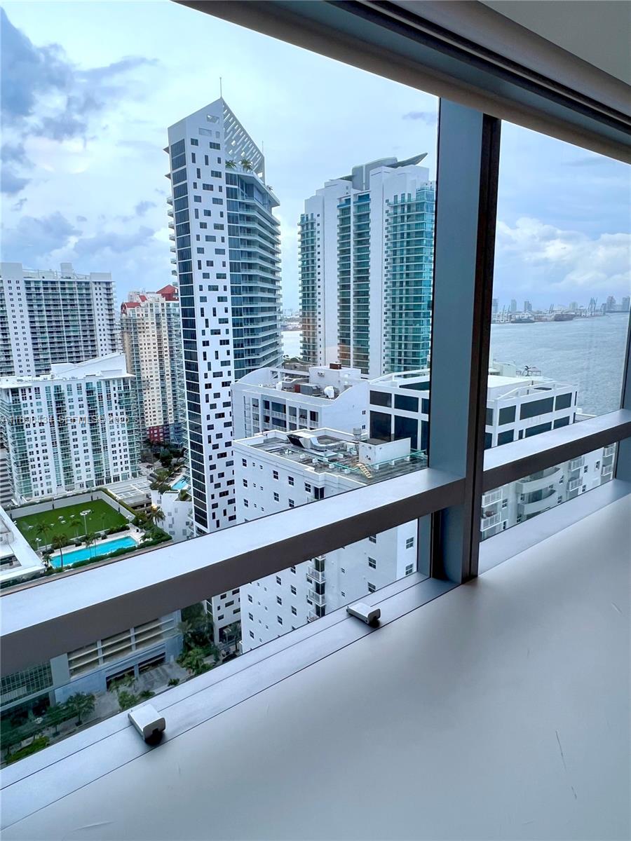1435 Brickell Ave #3307, Miami FL 33131