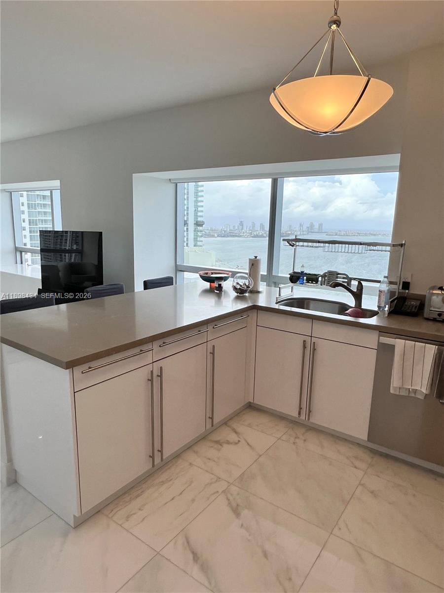 1435 Brickell Ave #3307, Miami FL 33131