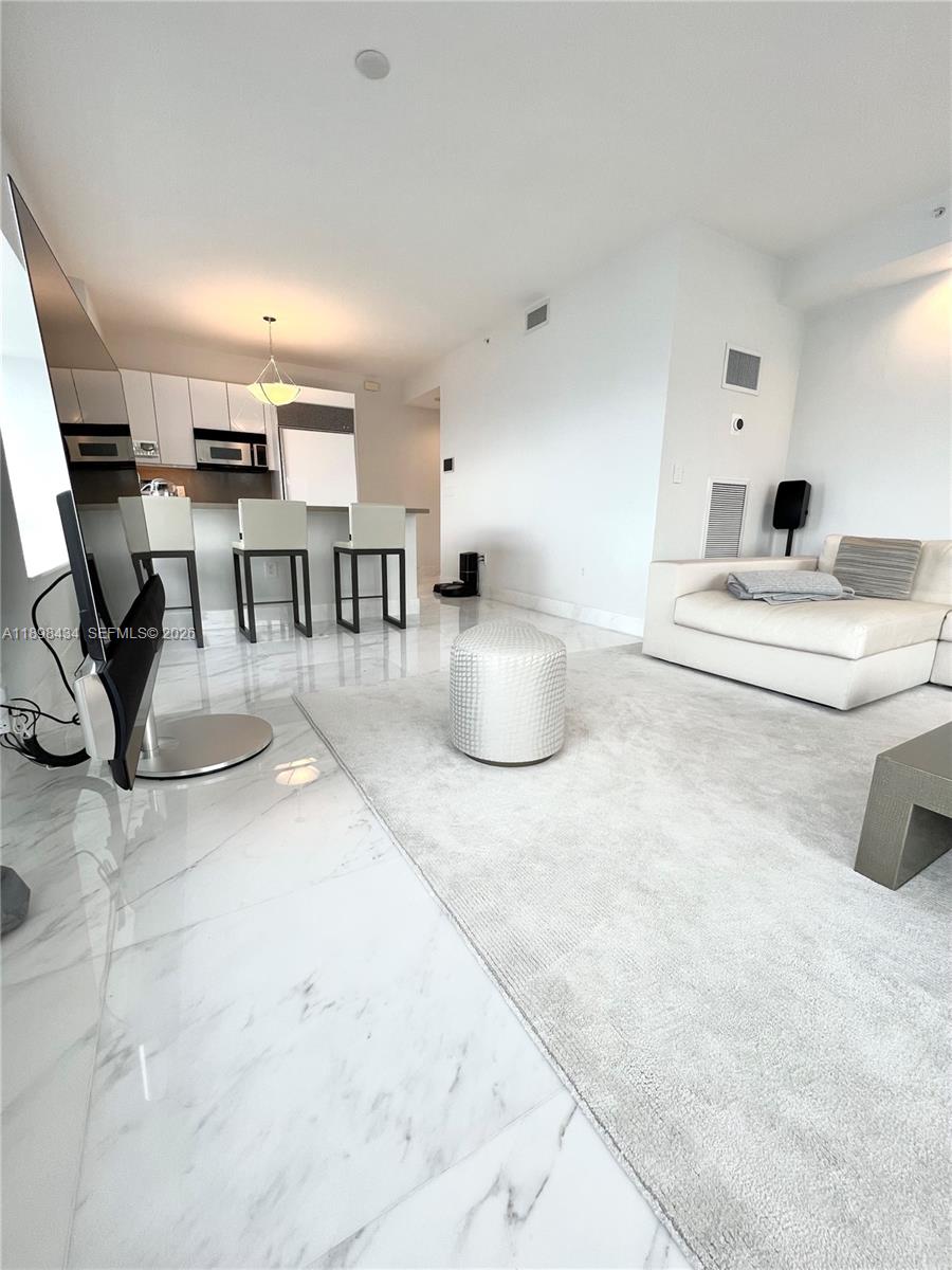 1435 Brickell Ave #3307, Miami FL 33131