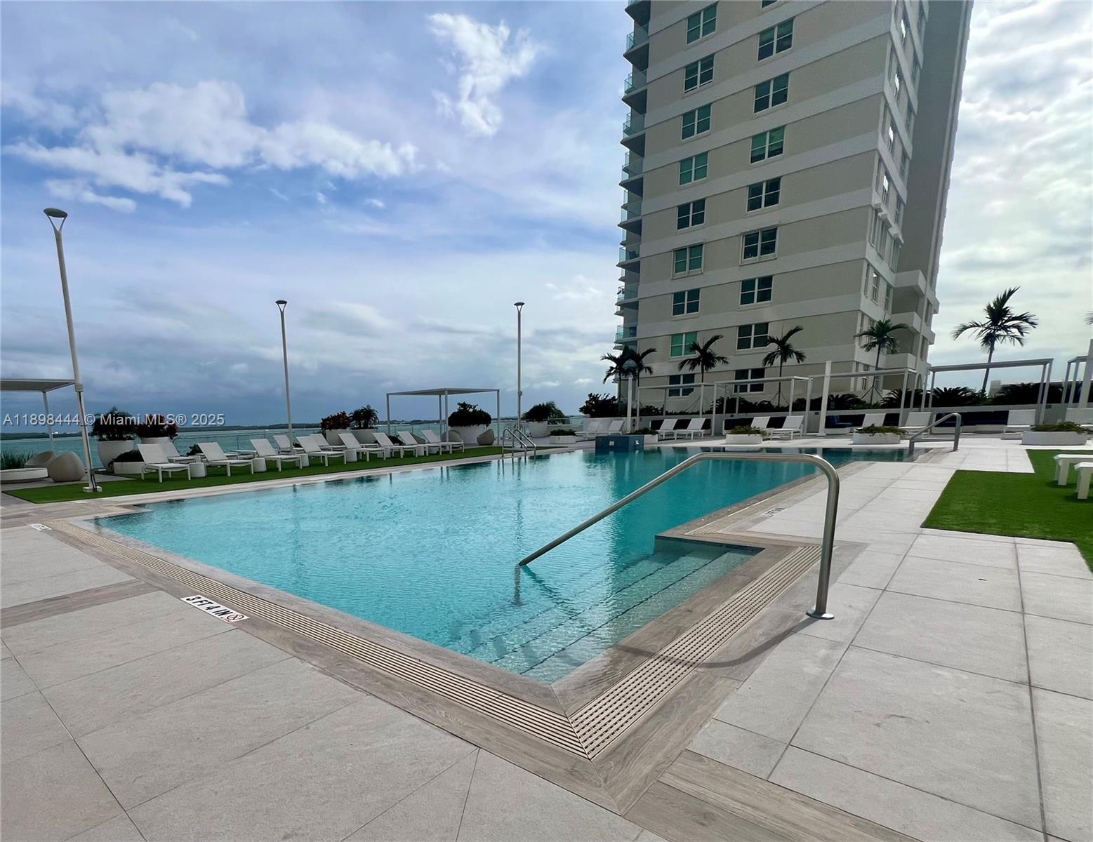 770 Claughton Island Dr #406, Miami FL 33131