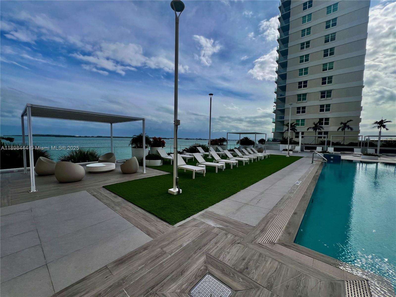 770 Claughton Island Dr #406, Miami FL 33131