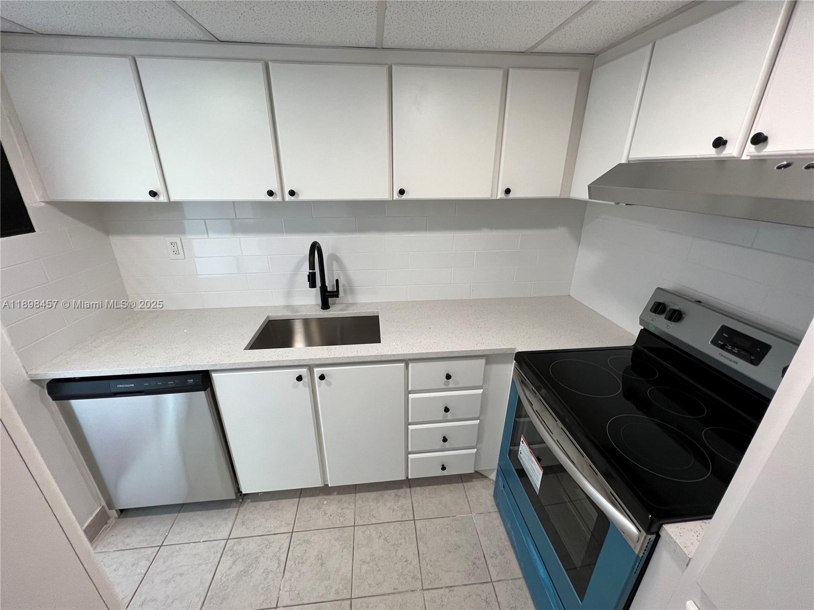 1000 West Ave #808, Miami Beach FL 33139