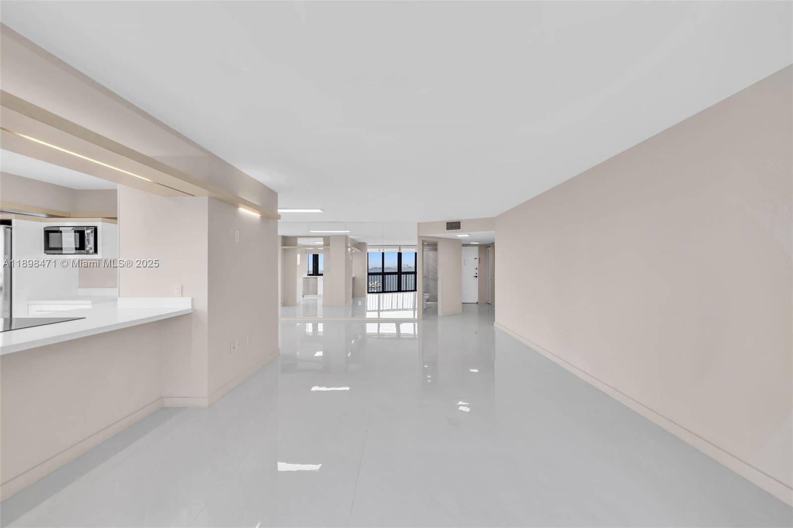 2333 Brickell Ave #1701, Miami FL 33129