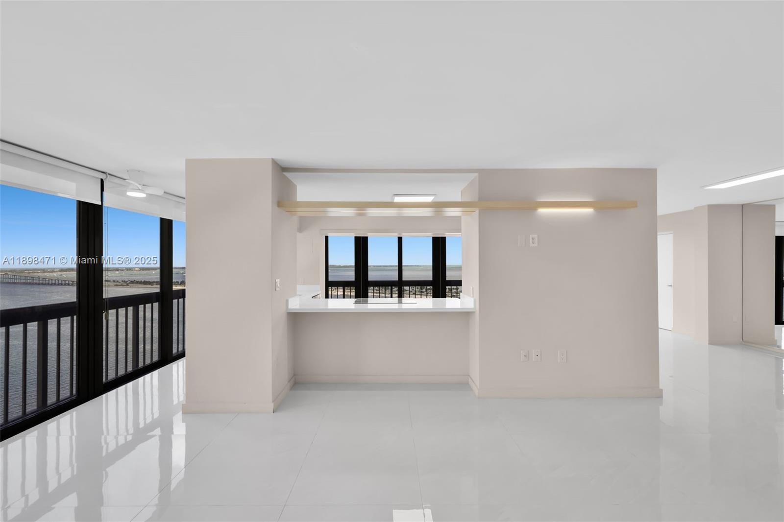 2333 Brickell Ave #1701, Miami FL 33129