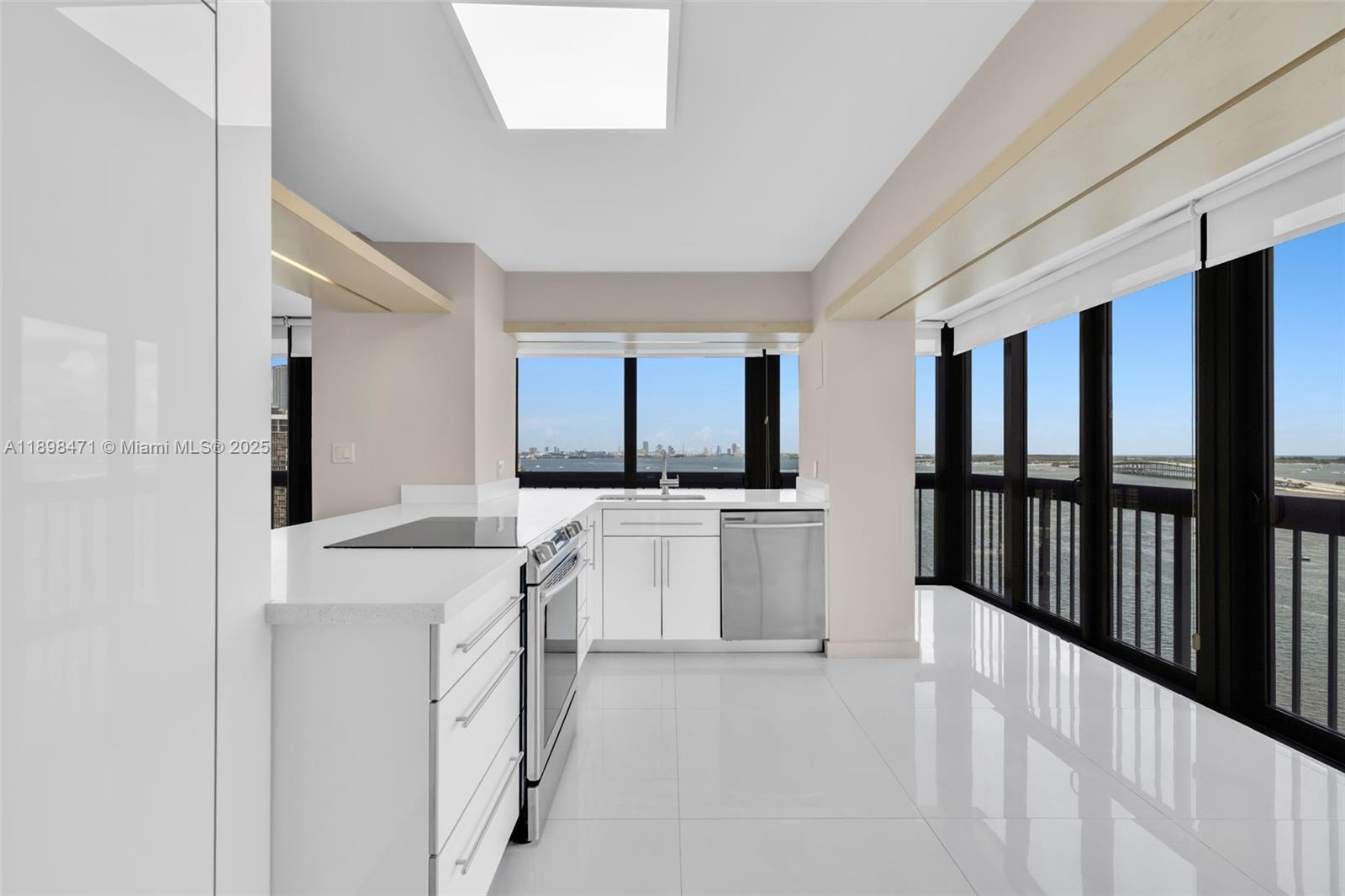 2333 Brickell Ave #1701, Miami FL 33129