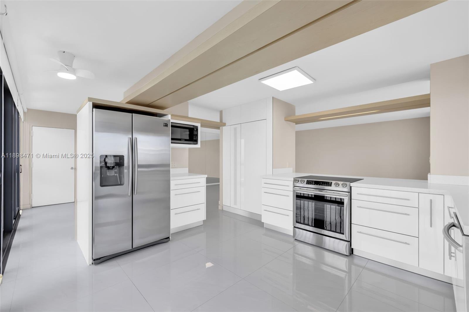 2333 Brickell Ave #1701, Miami FL 33129