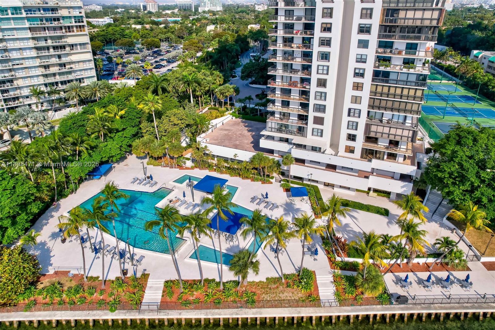 2333 Brickell Ave #1701, Miami FL 33129