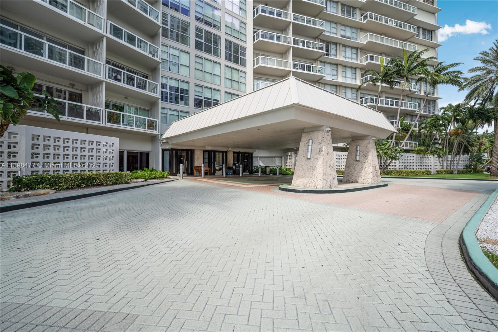2451 Brickell Ave #6N, Miami FL 33129