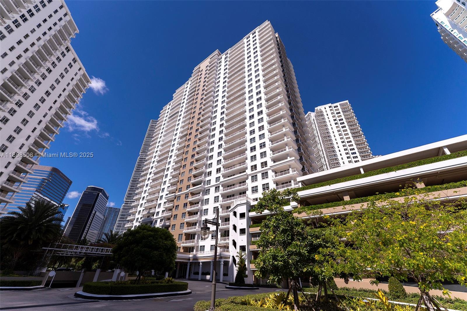 801 Brickell Key Blvd #1012, Miami FL 33131