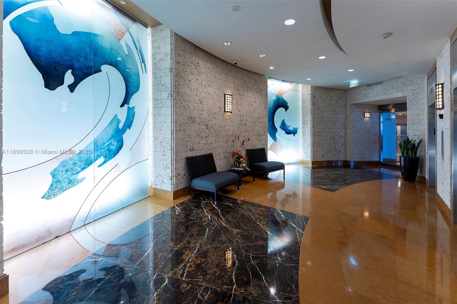 801 Brickell Key Blvd #1012, Miami FL 33131