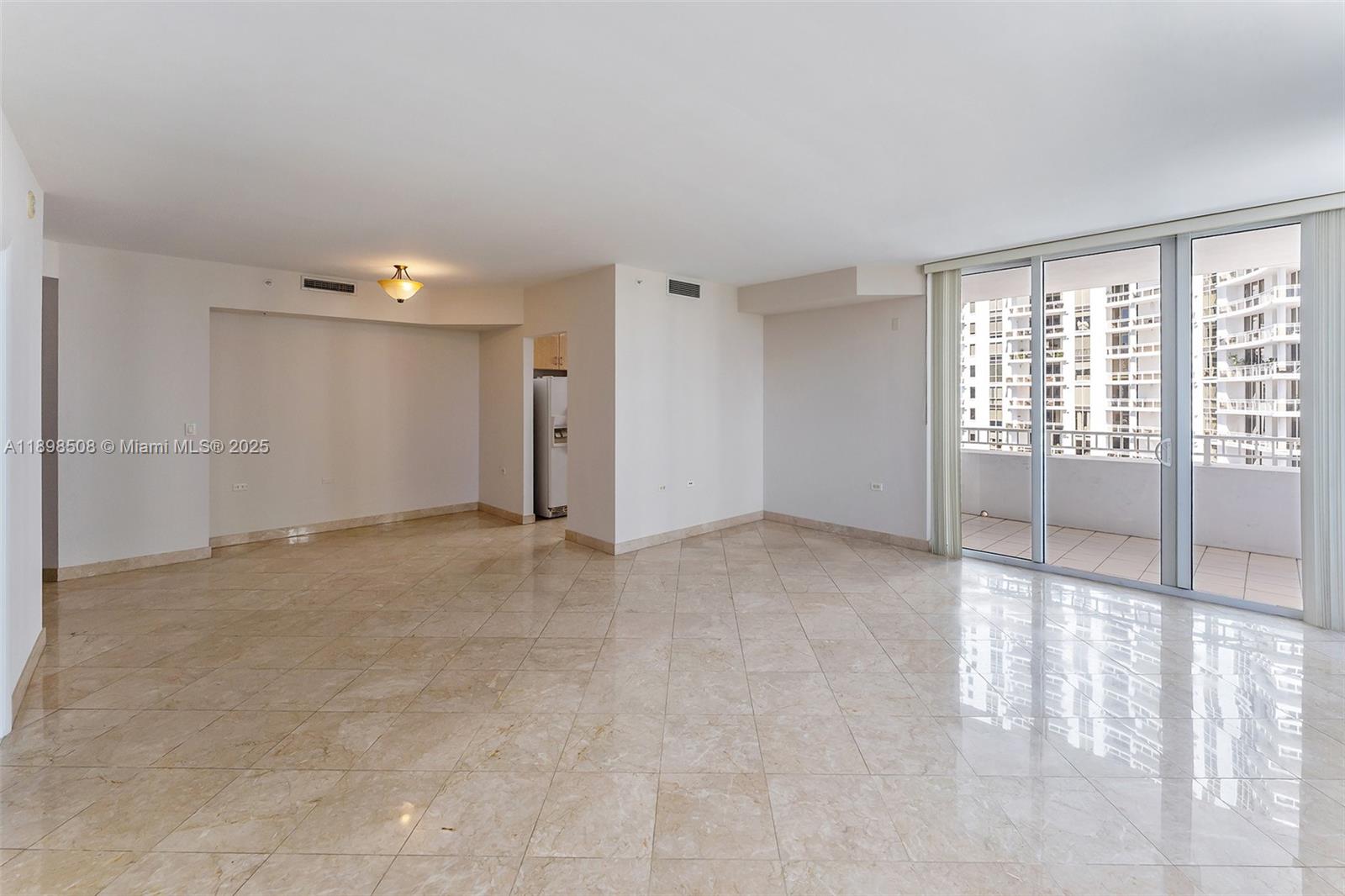 801 Brickell Key Blvd #1012, Miami FL 33131