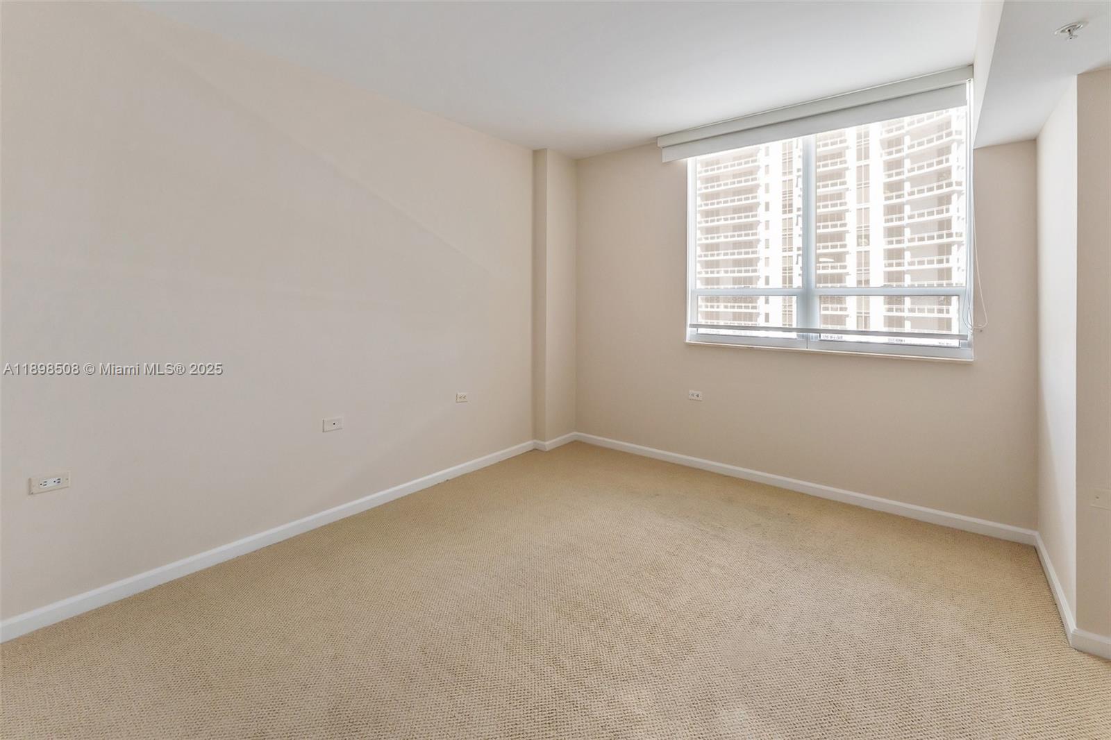 801 Brickell Key Blvd #1012, Miami FL 33131